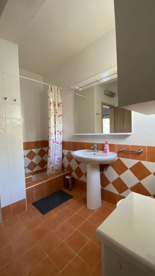 באניולה Villa Holiday מראה חיצוני תמונה